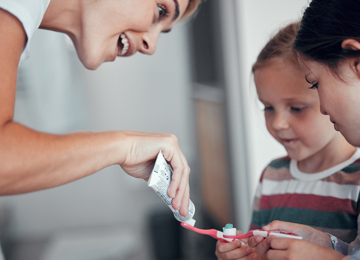 Cuál es la mejor pasta de dientes para niños. Clínica Dental Peña, odontopediatría en Gijón