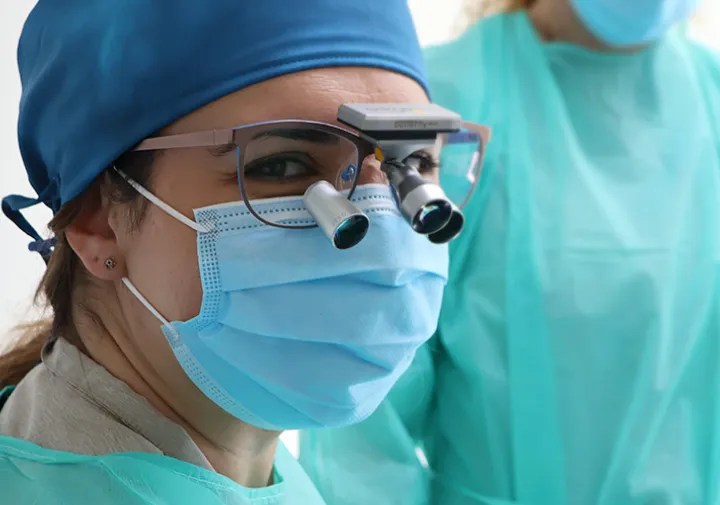 Precio de los implantes dentales en Gijón. Clínica Dental Peña