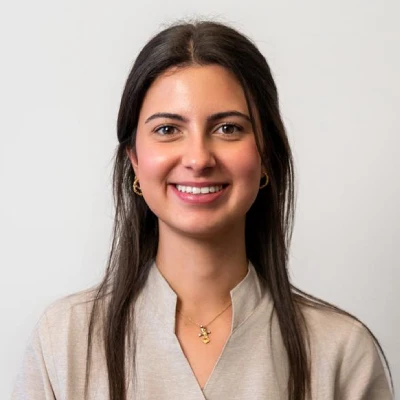Verónica Nacio, higienista bucodental en Clínica Dental Peña